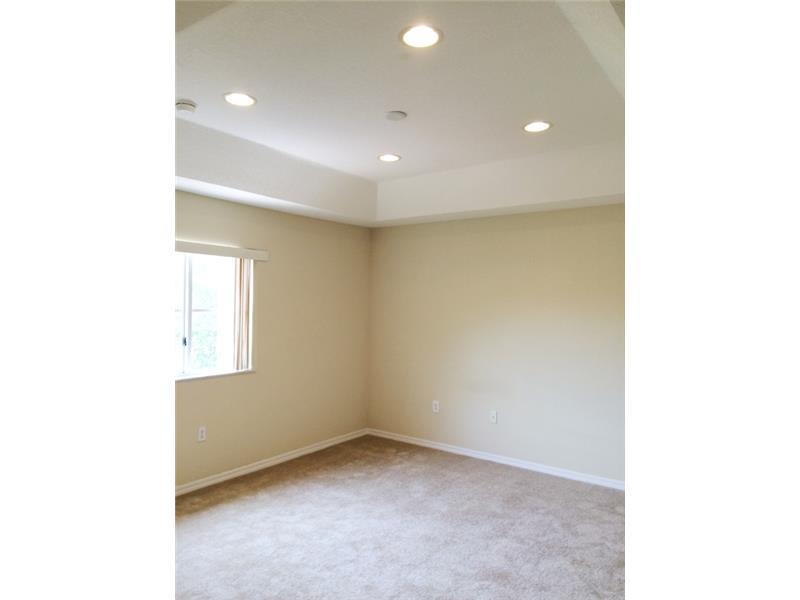 THE PALMS AT BAYSHORE - Residential Lease