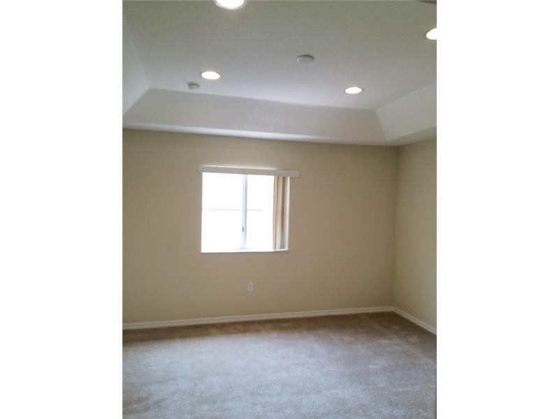 THE PALMS AT BAYSHORE - Residential Lease
