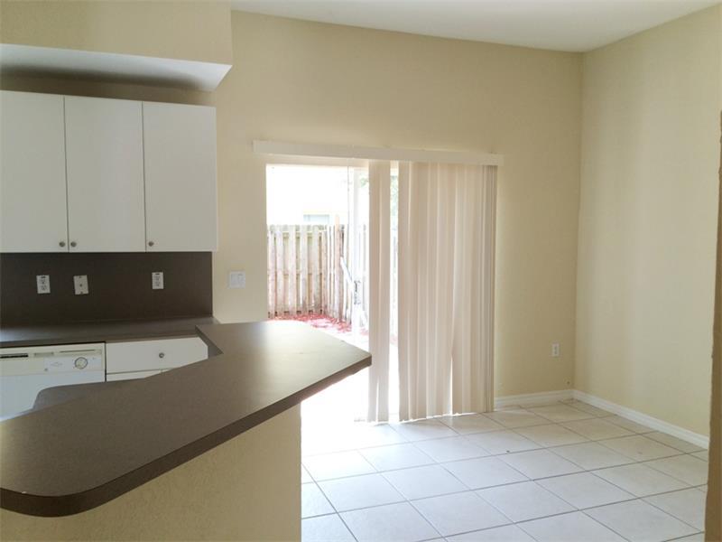 THE PALMS AT BAYSHORE - Residential Lease