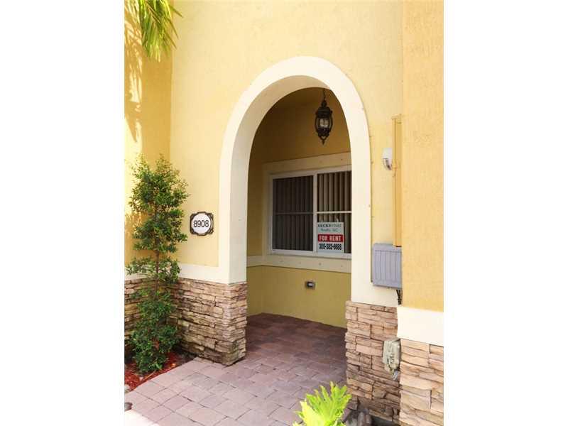 THE PALMS AT BAYSHORE - Residential Lease