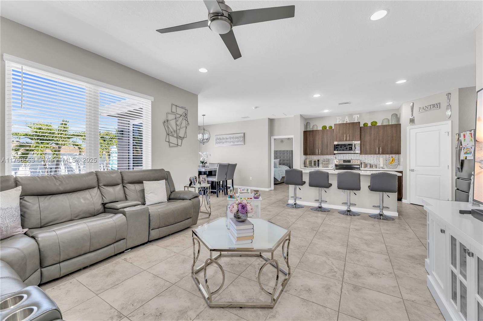 A H AT TURNPIKE SOUTH SEC - Residential