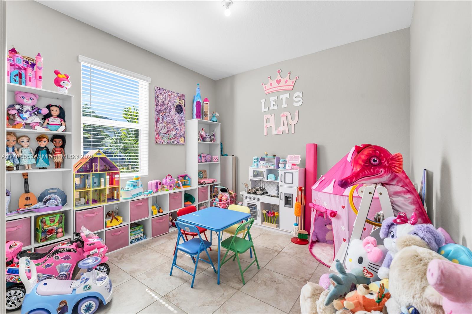A H AT TURNPIKE SOUTH SEC - Residential