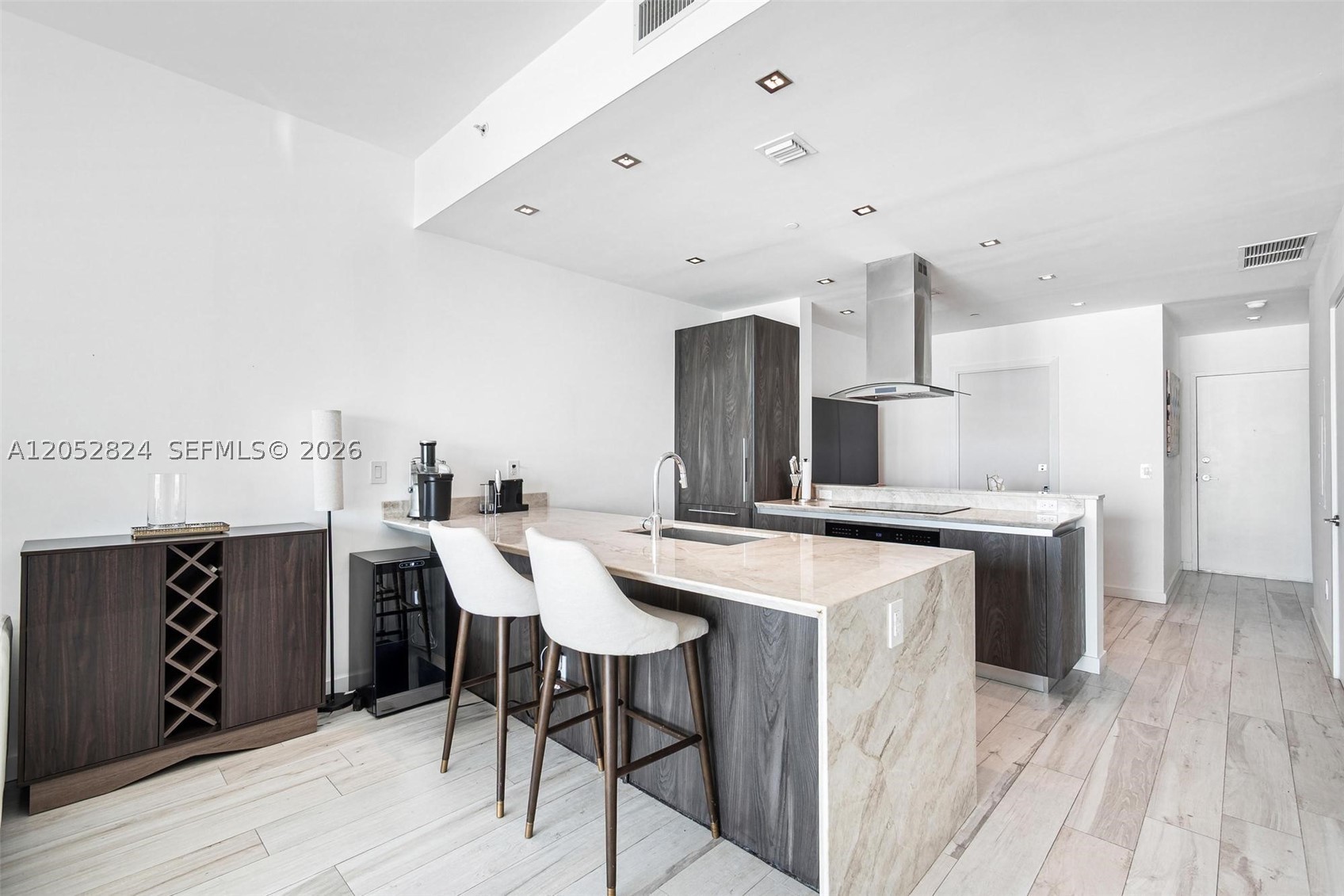 GRAN PARAISO CONDO - Residential Lease