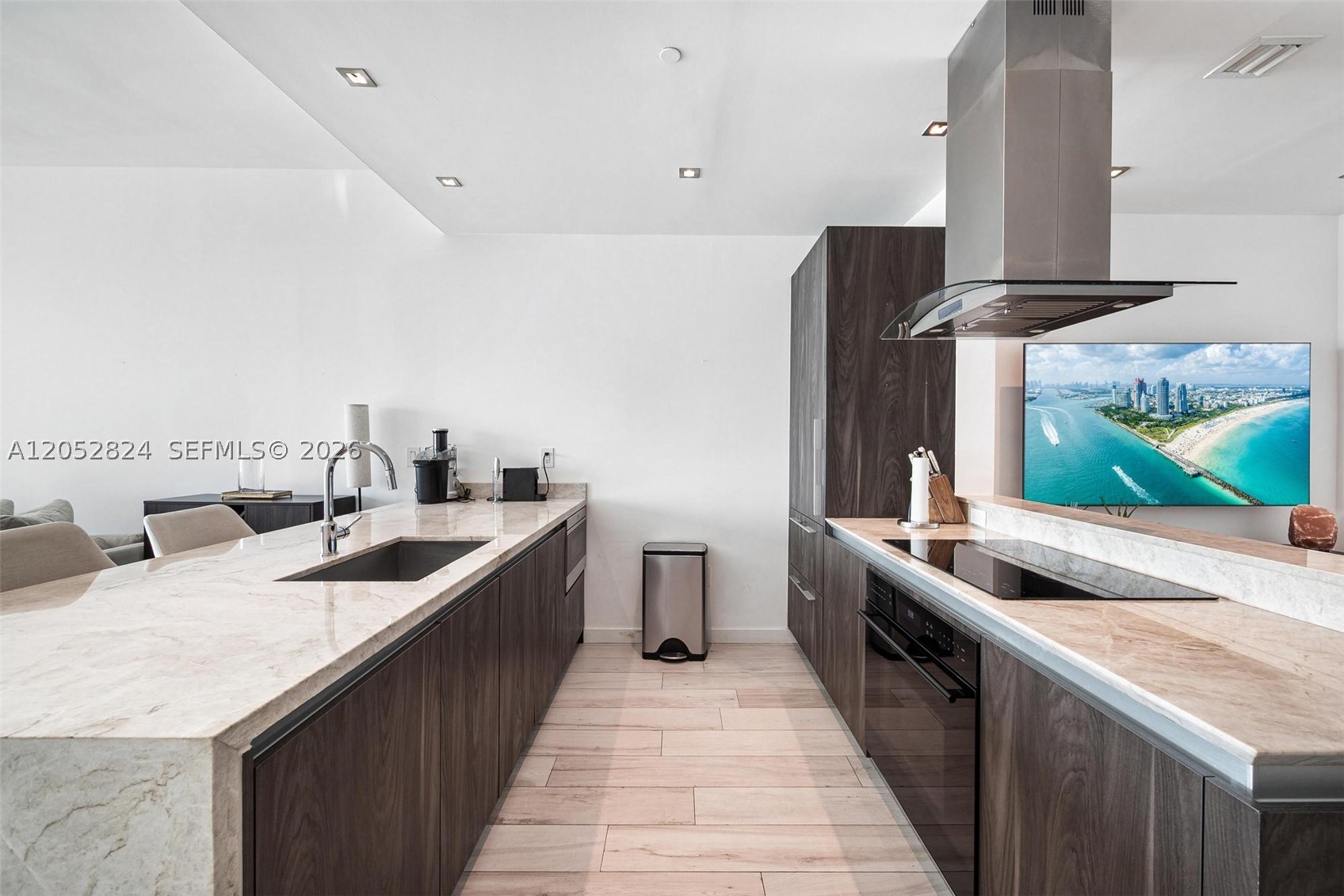 GRAN PARAISO CONDO - Residential Lease