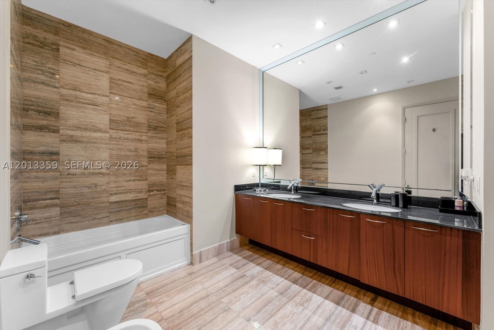 TDR TOWER III CONDO - Residential Lease