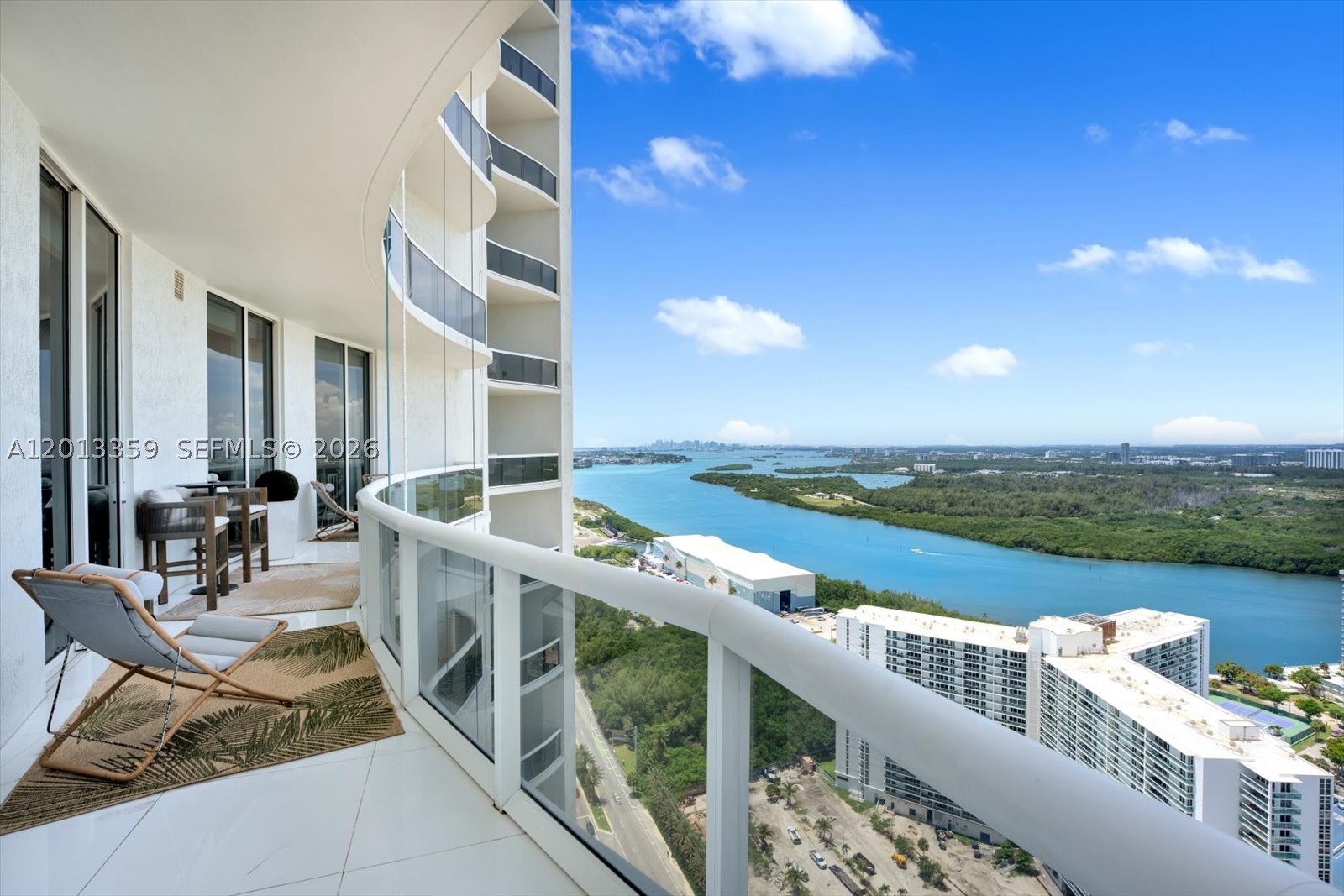 TDR TOWER III CONDO - Residential Lease