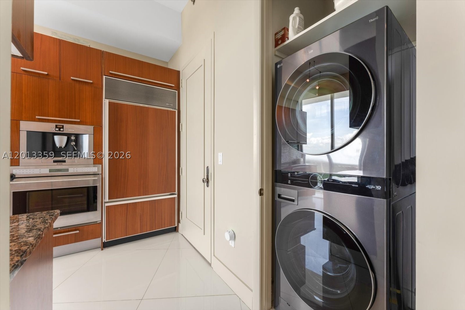TDR TOWER III CONDO - Residential Lease