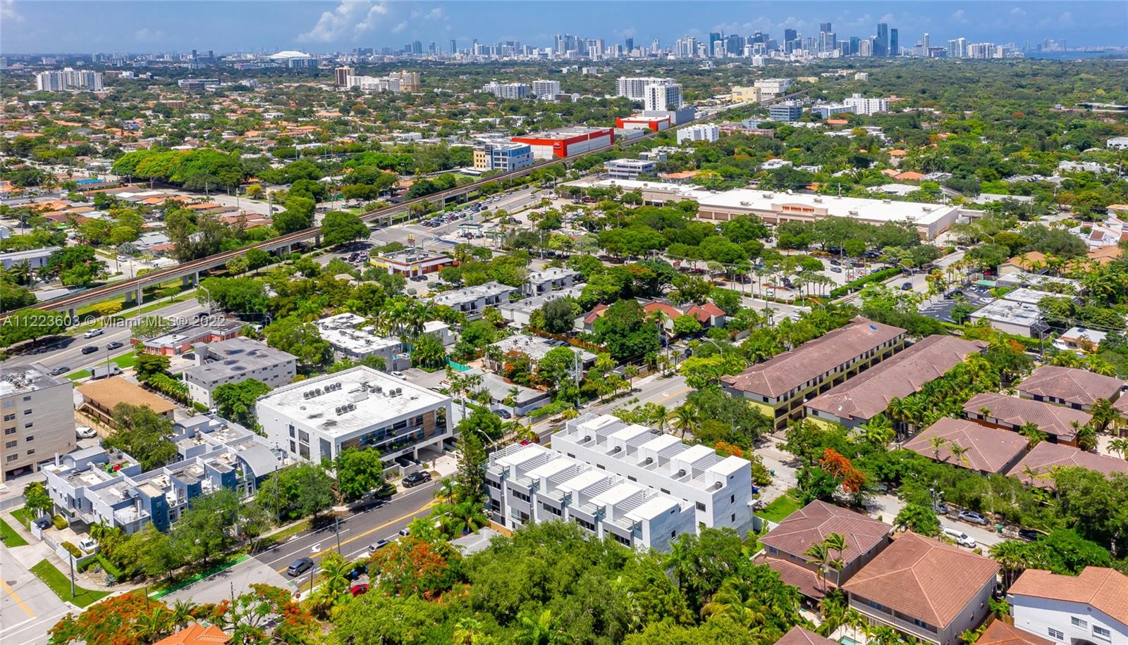 PALMHURST - Residential Lease