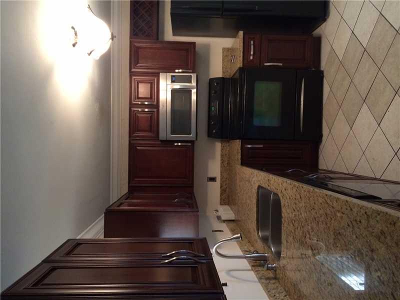 KENDALL GREEN SEC E 52-23 - Residential Lease