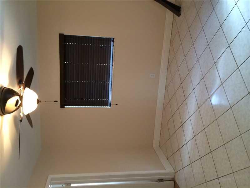 KENDALL GREEN SEC E 52-23 - Residential Lease