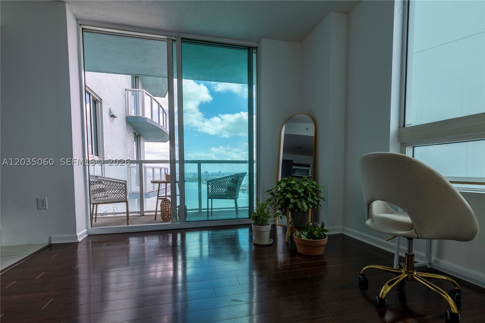 QUANTUM ON THE BAY CONDO - Residential Lease