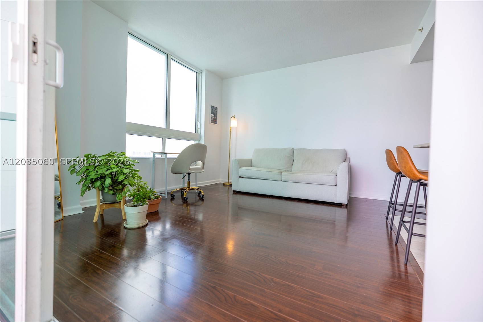 QUANTUM ON THE BAY CONDO - Residential Lease