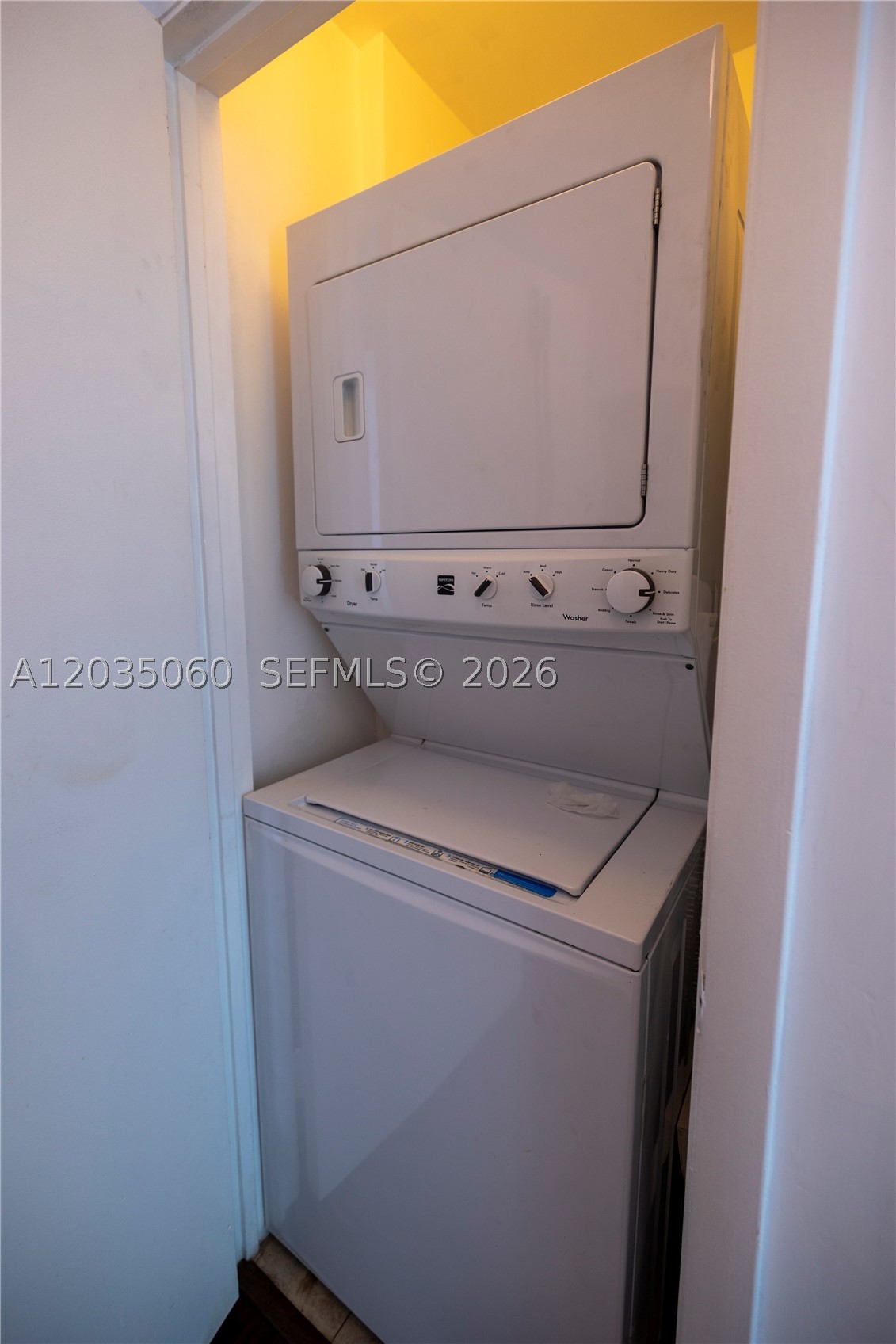 QUANTUM ON THE BAY CONDO - Residential Lease