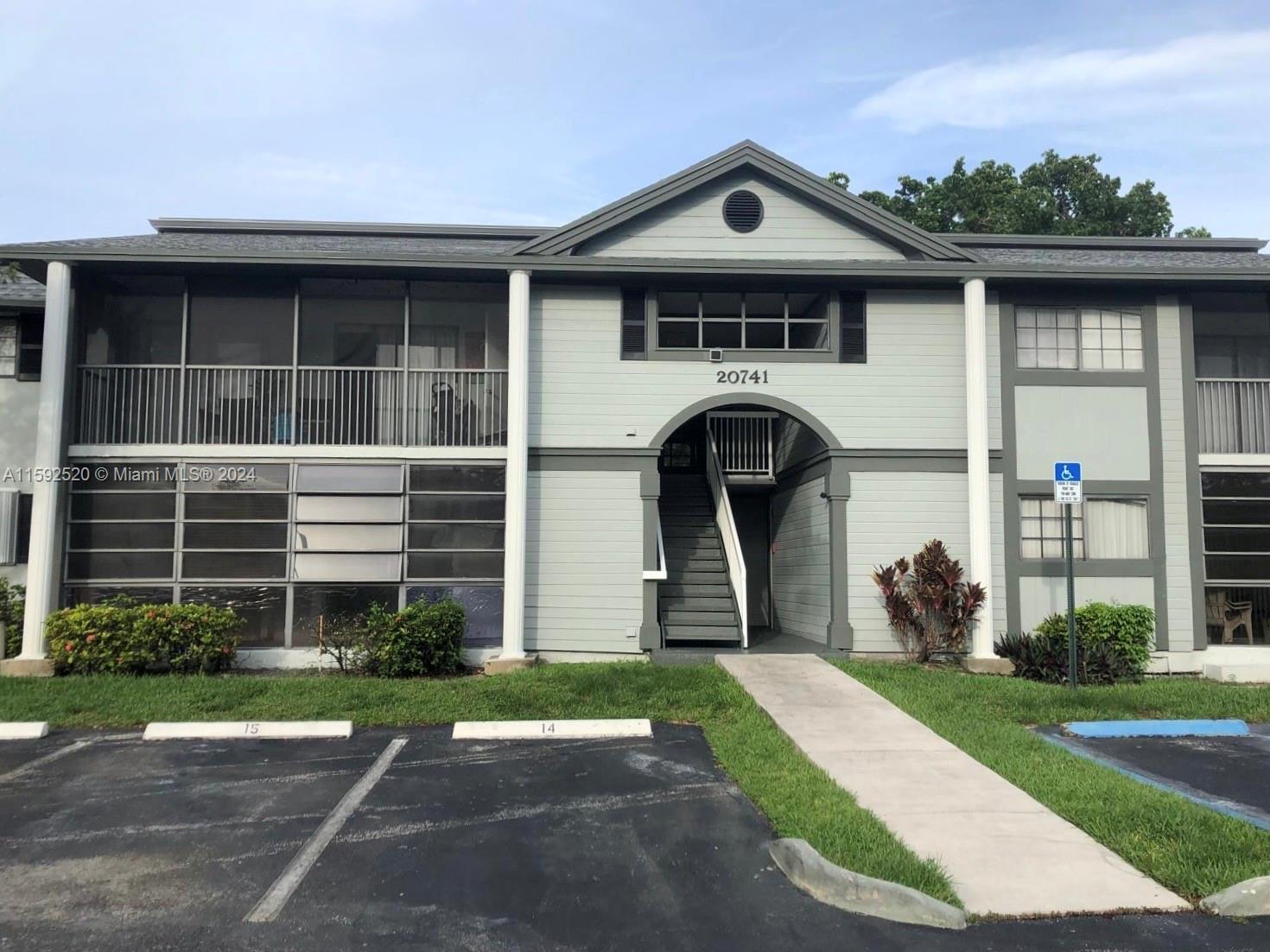CARMEL LAKES CONDO NO 11 - Residential