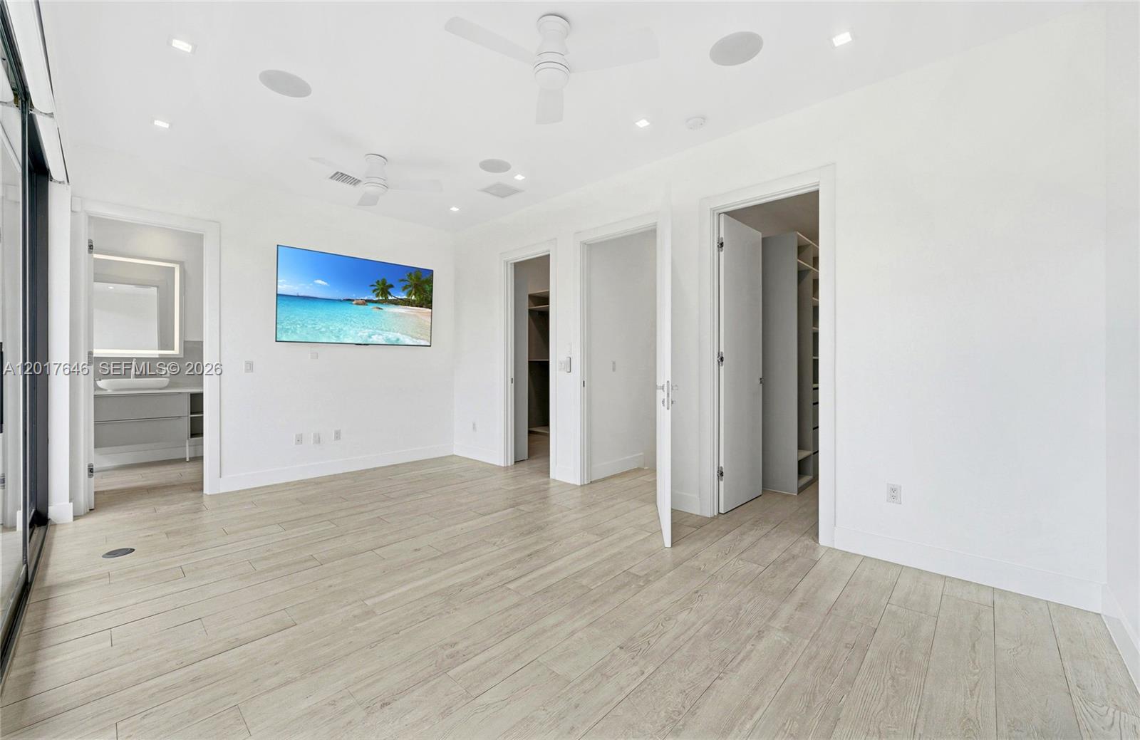 OCEAN SIDE SEC OF THE ISL - Residential
