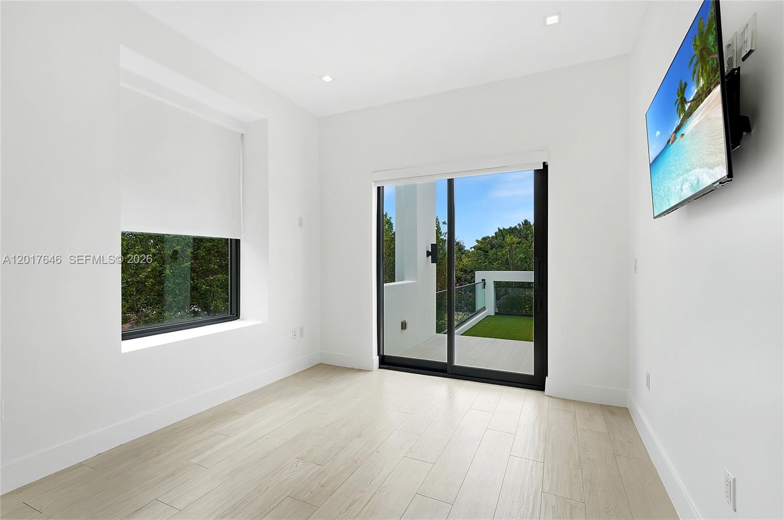 OCEAN SIDE SEC OF THE ISL - Residential