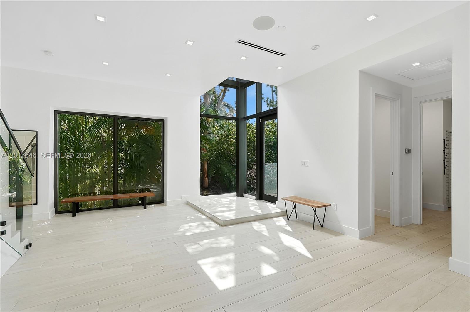 OCEAN SIDE SEC OF THE ISL - Residential
