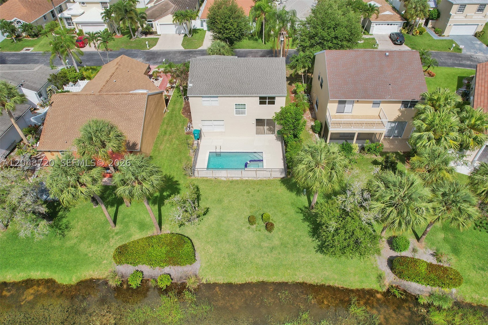LAWRENCE GROVE 1 - Residential Lease
