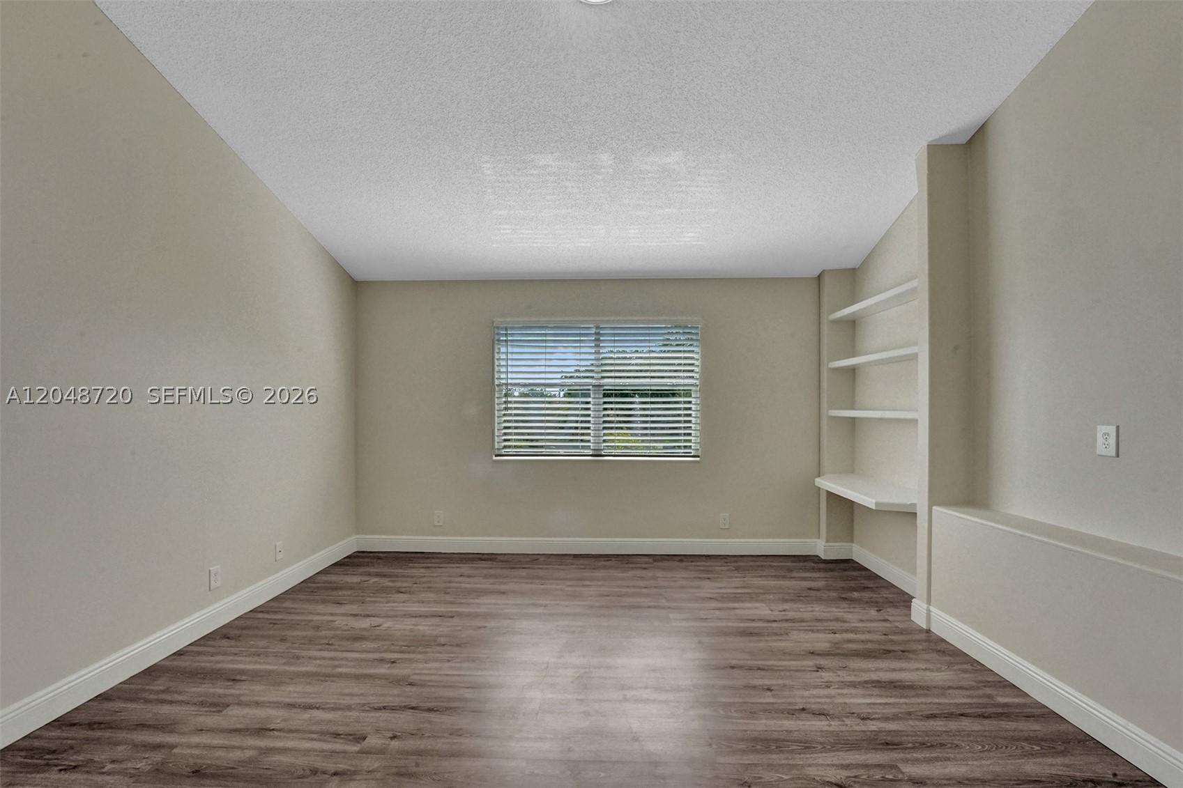 LAWRENCE GROVE 1 - Residential Lease