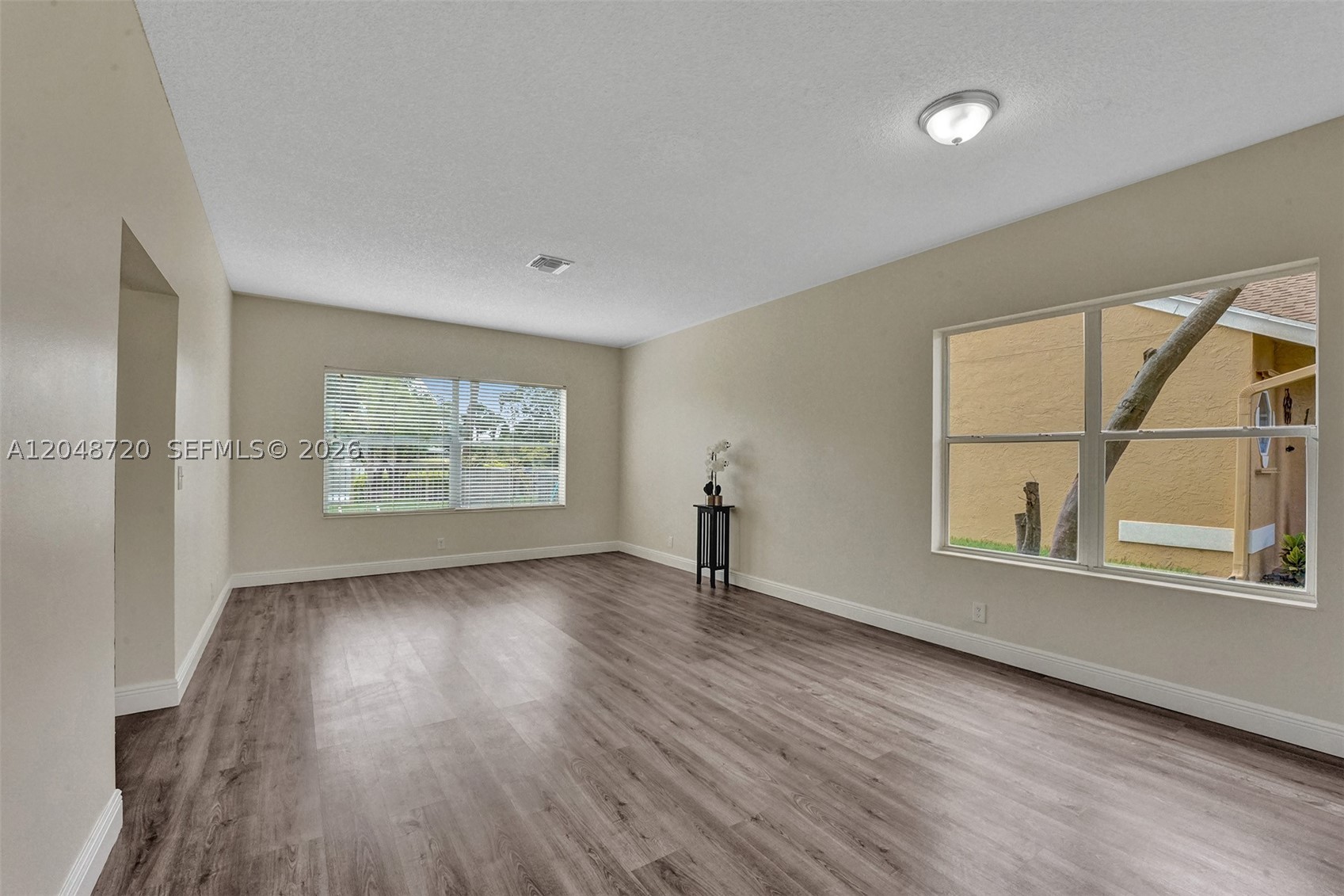 LAWRENCE GROVE 1 - Residential Lease