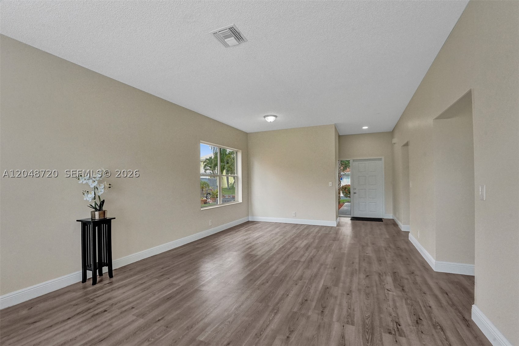 LAWRENCE GROVE 1 - Residential Lease