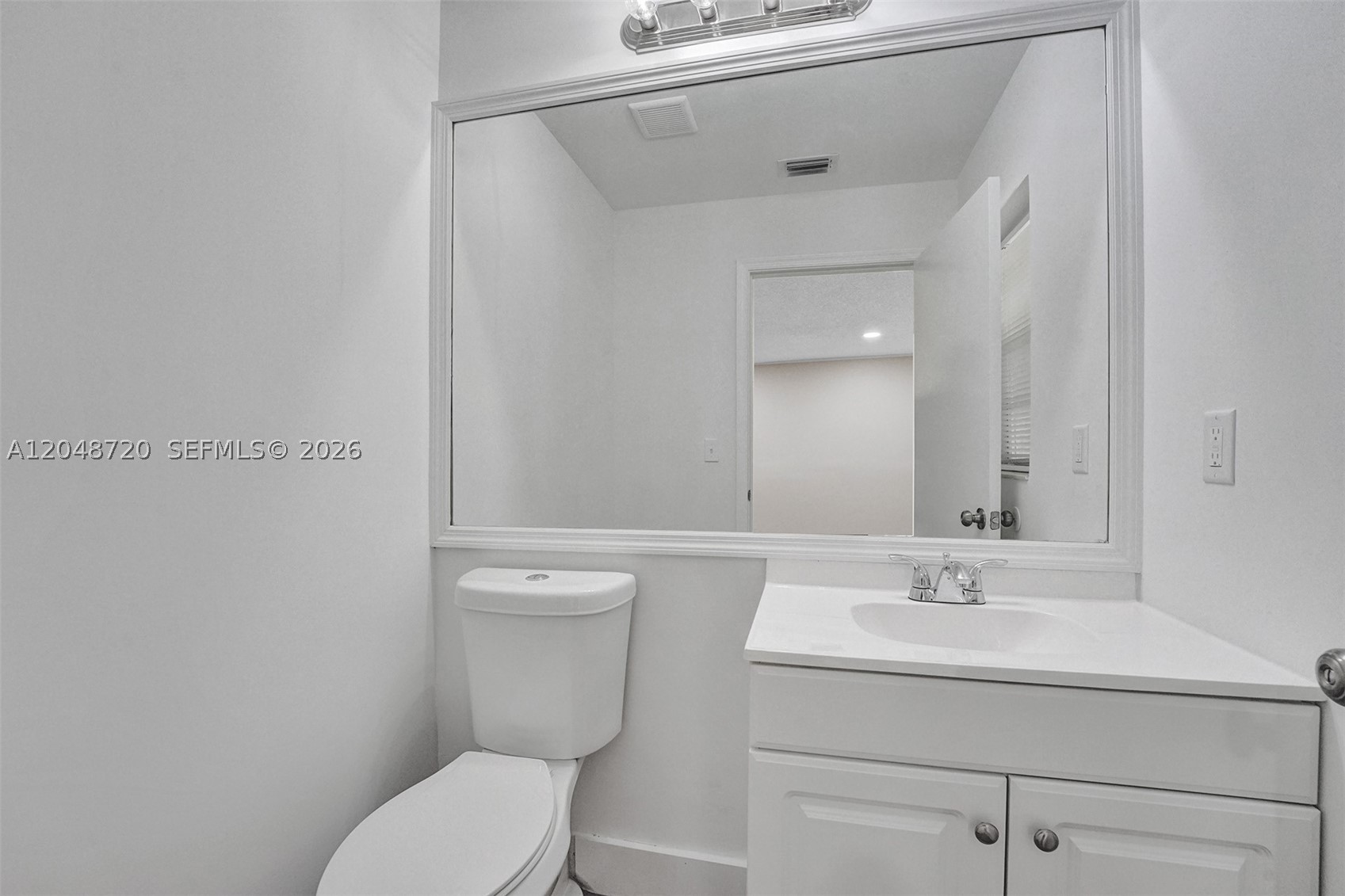 LAWRENCE GROVE 1 - Residential Lease