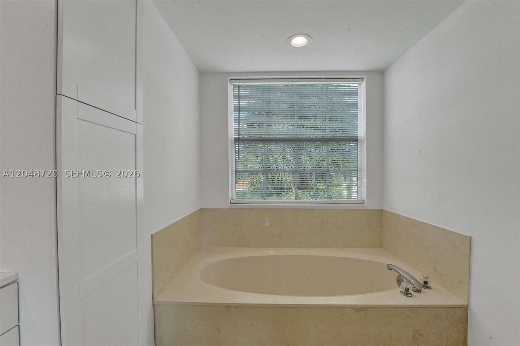 LAWRENCE GROVE 1 - Residential Lease