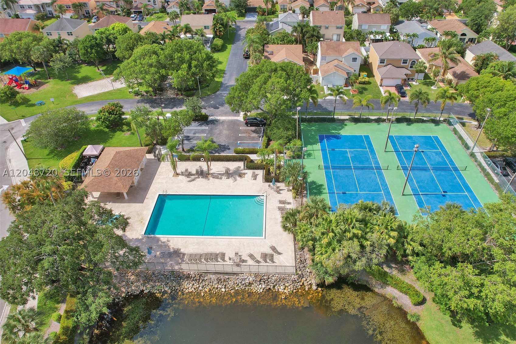 LAWRENCE GROVE 1 - Residential Lease
