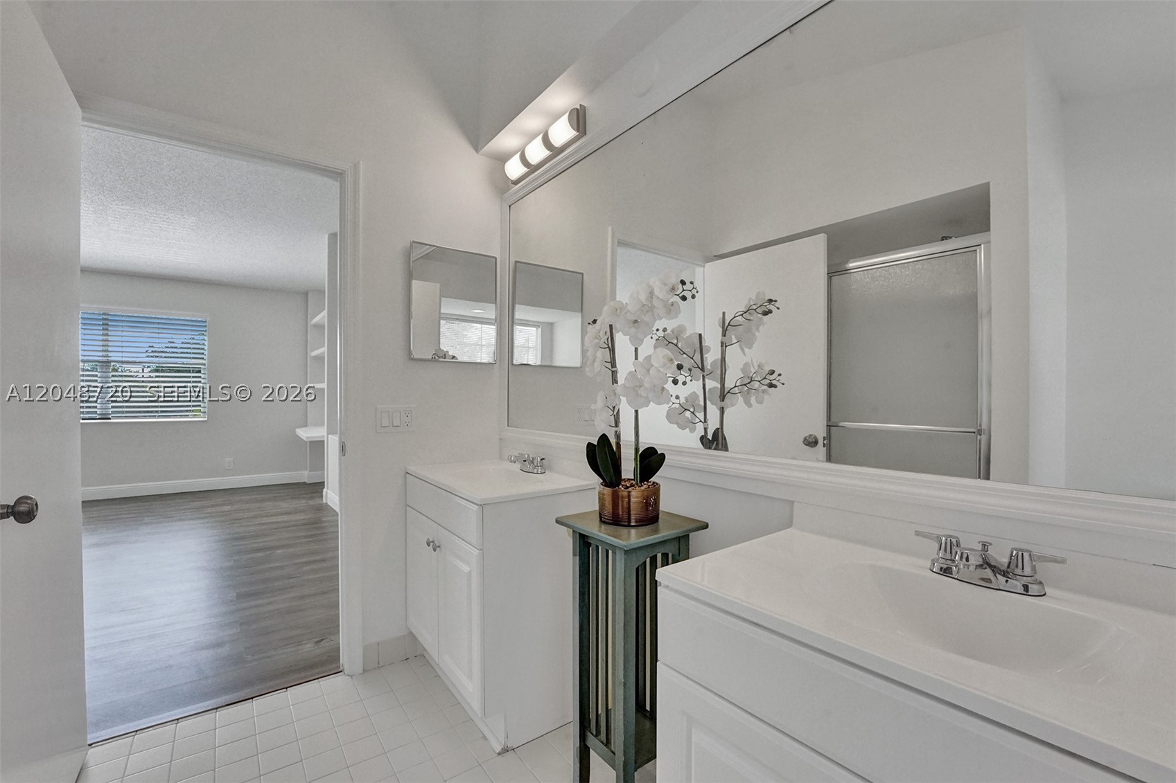 LAWRENCE GROVE 1 - Residential Lease