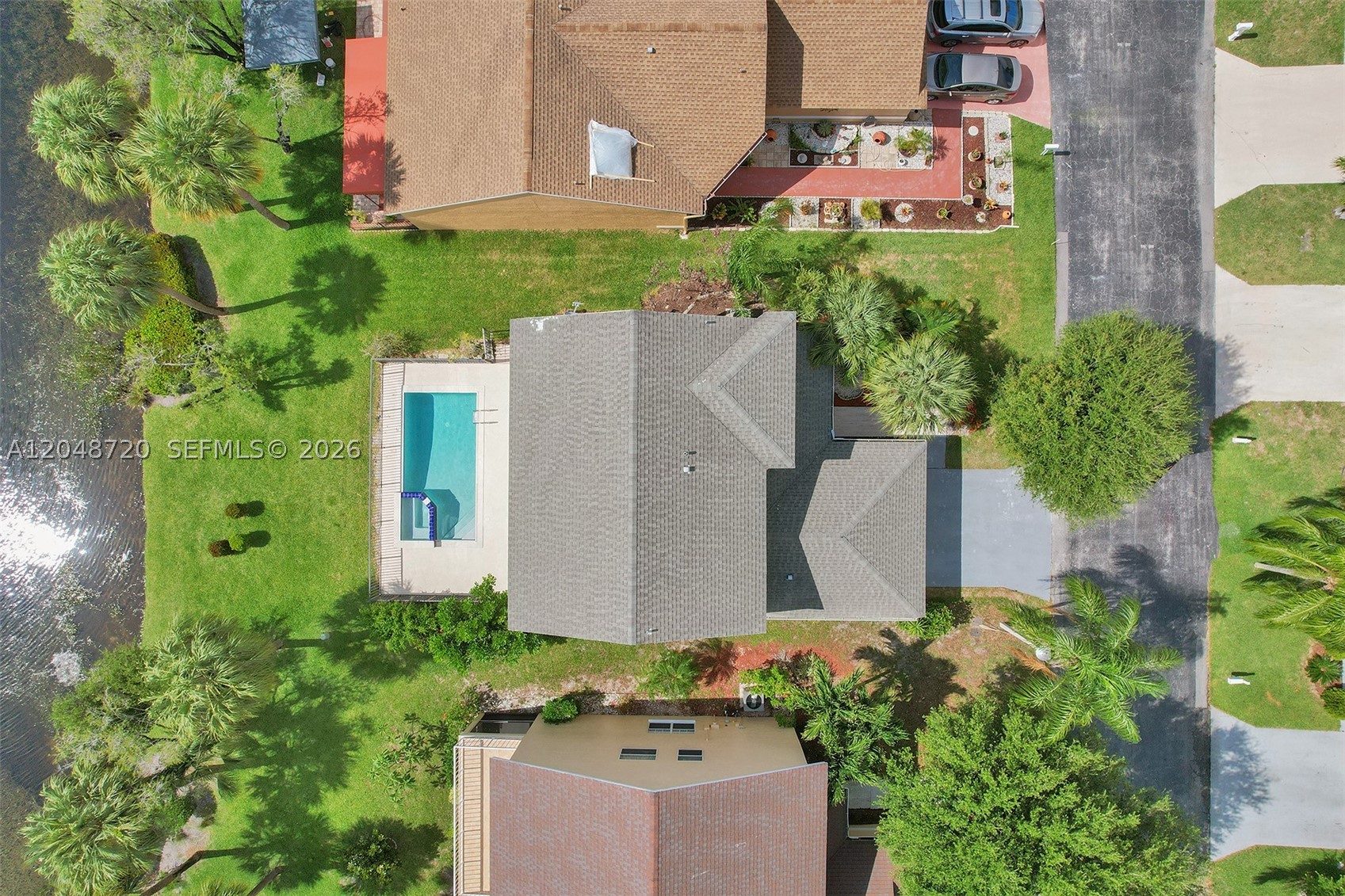 LAWRENCE GROVE 1 - Residential Lease