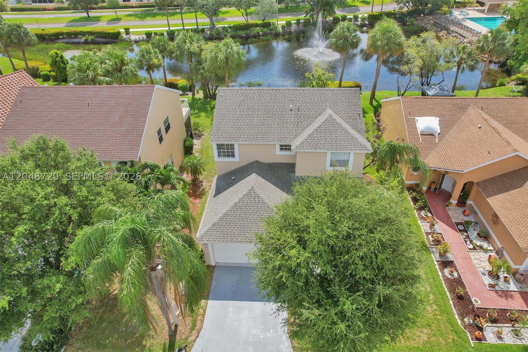 LAWRENCE GROVE 1 - Residential Lease