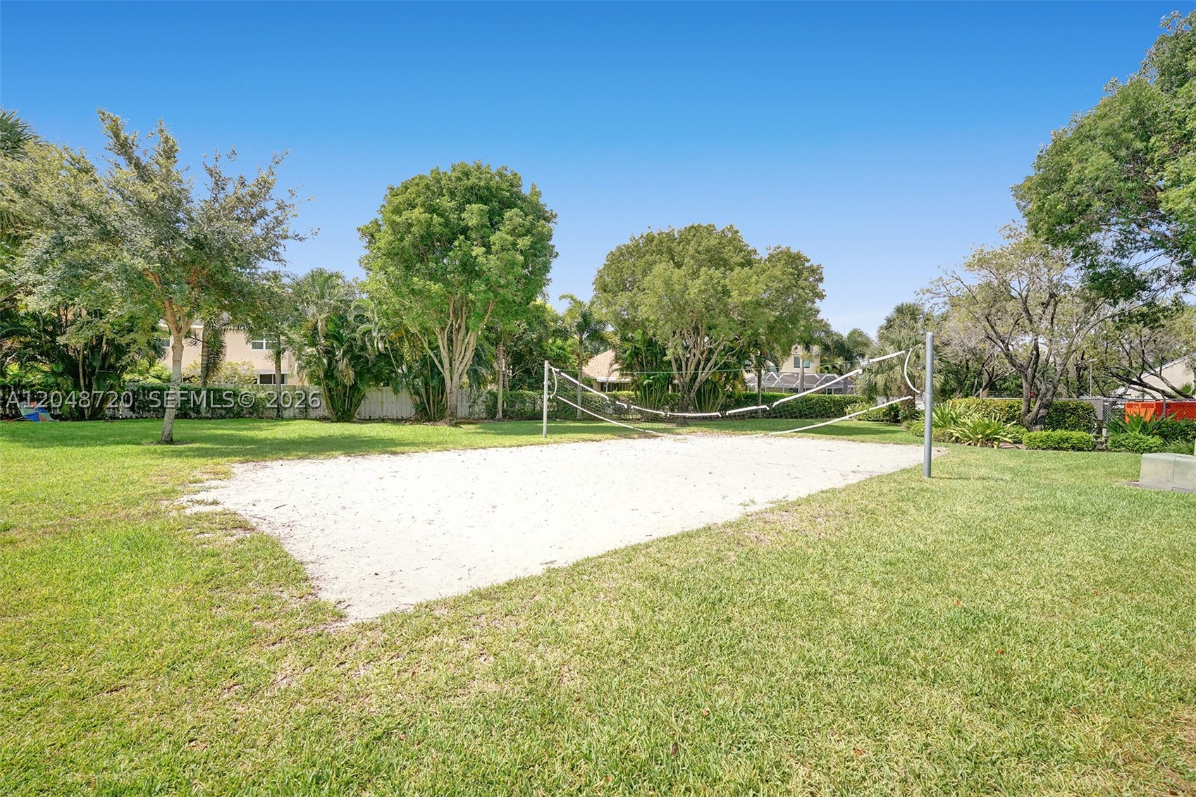 LAWRENCE GROVE 1 - Residential Lease