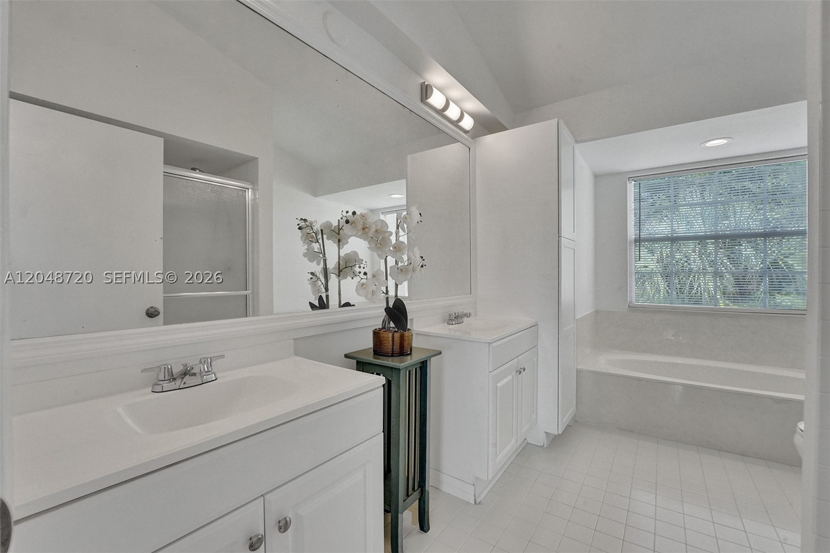 LAWRENCE GROVE 1 - Residential Lease