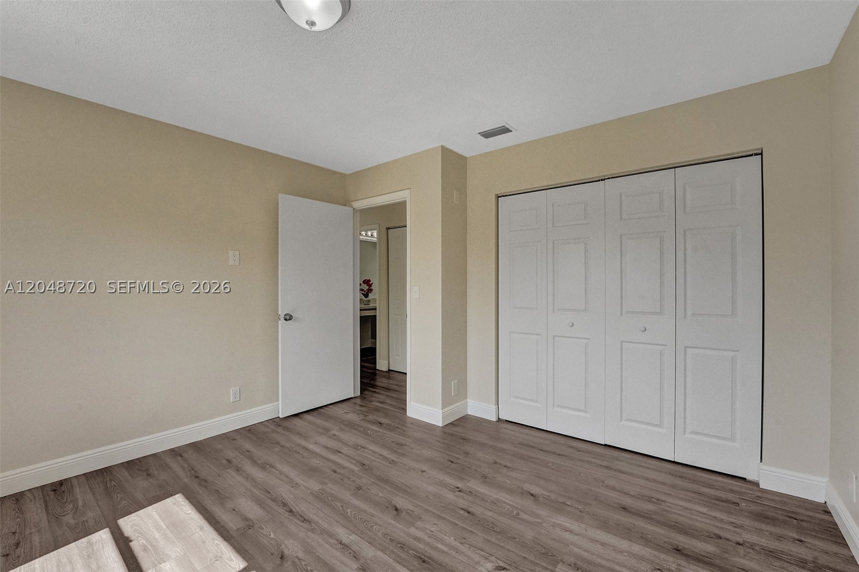 LAWRENCE GROVE 1 - Residential Lease