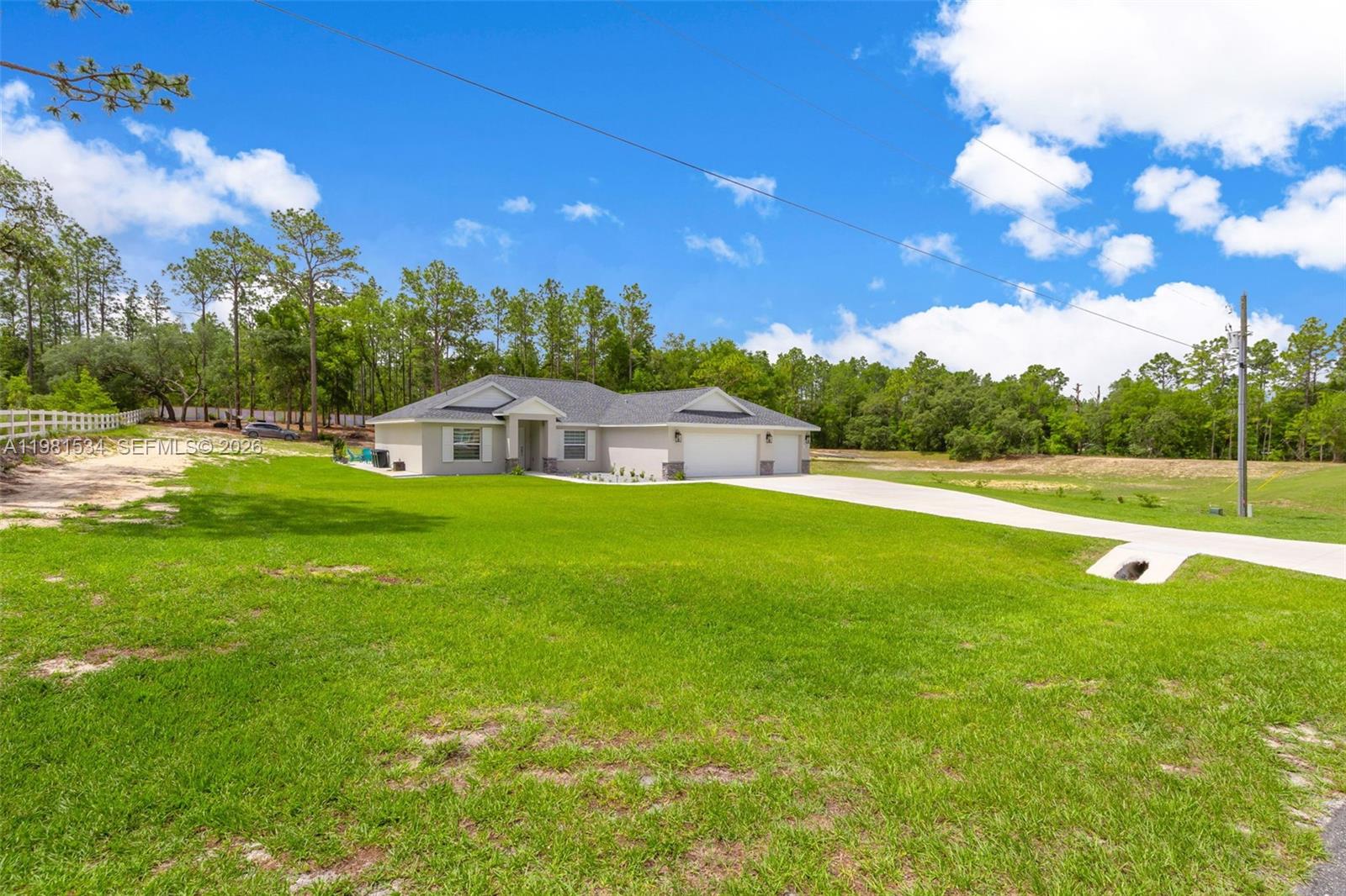 ROLLING HILLS UNIT 4 HILLS - Residential
