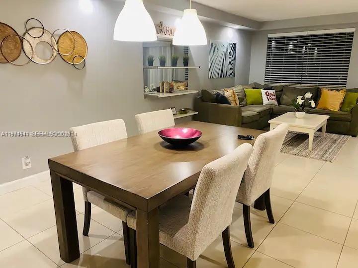 YACHT CLUB CONDO (THE) - Residential