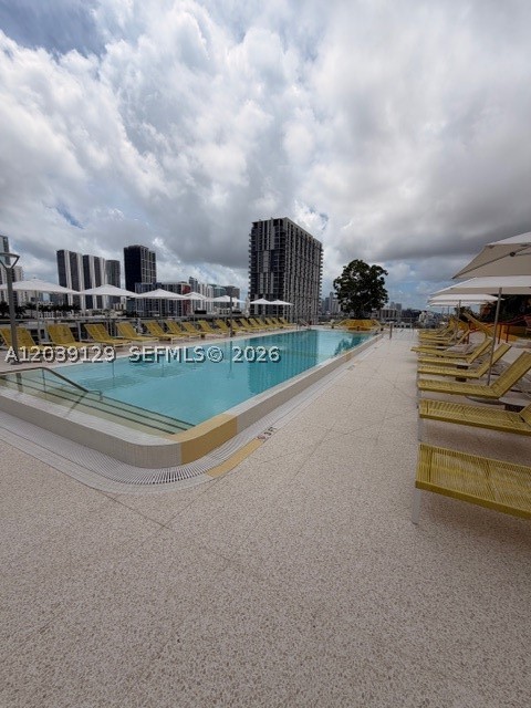 THE STANDARD RESIDENCES - Residential