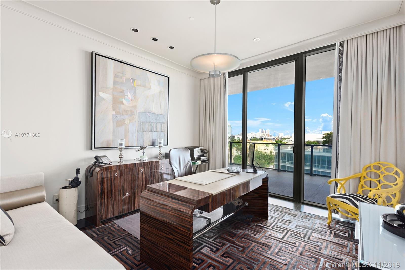 APOGEE CONDO - Residential