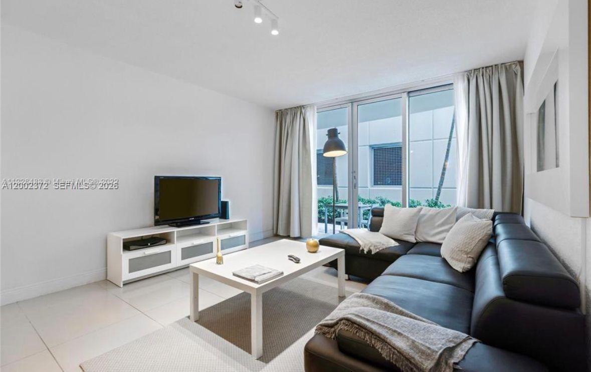 TIDES ON HOLLYWOOD BEACH - Residential