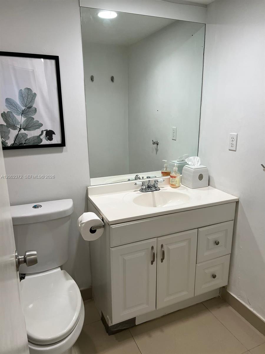 TIDES ON HOLLYWOOD BEACH - Residential