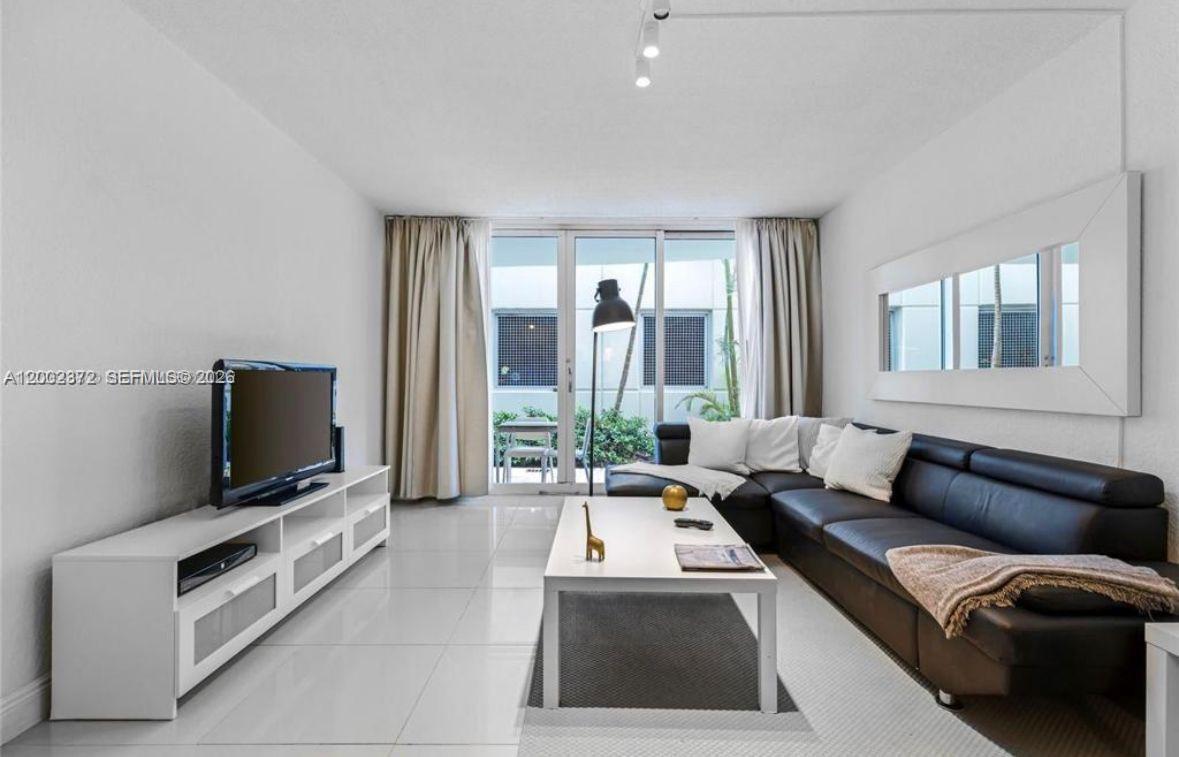 TIDES ON HOLLYWOOD BEACH - Residential