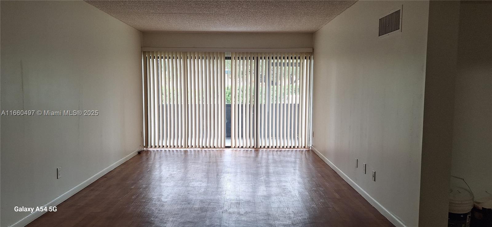 HAMPTON COURT CONDO - Residential Lease