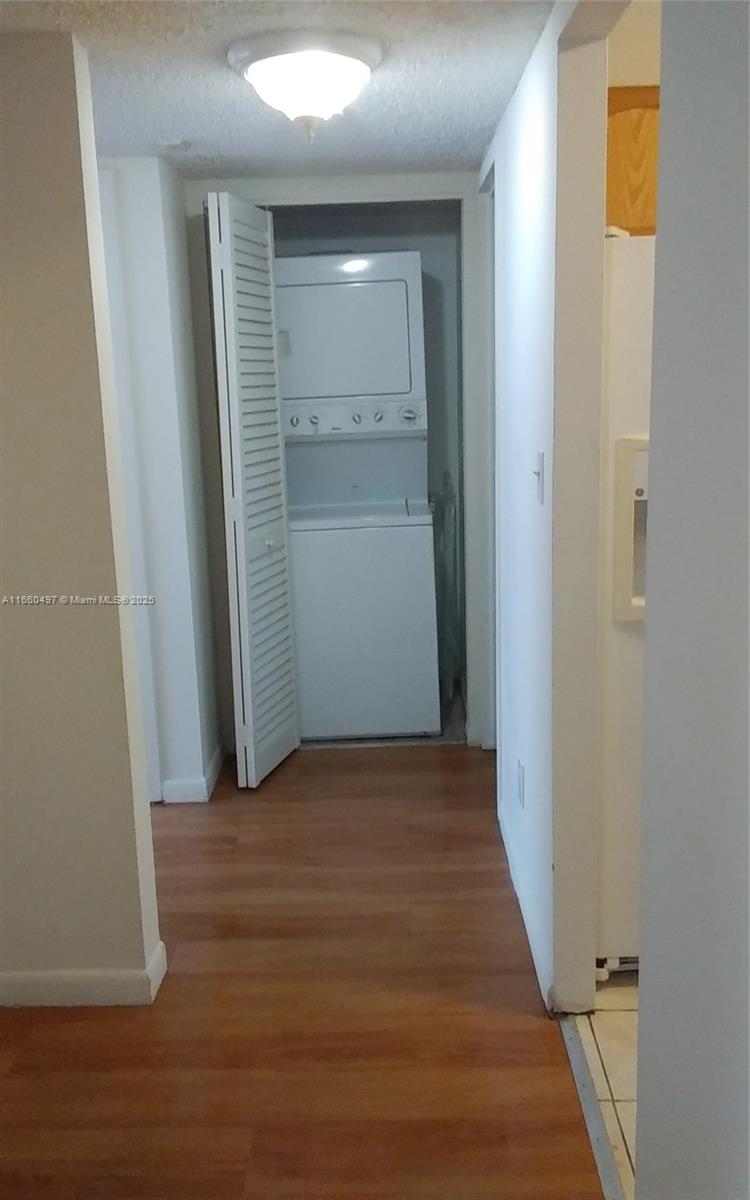 HAMPTON COURT CONDO - Residential Lease