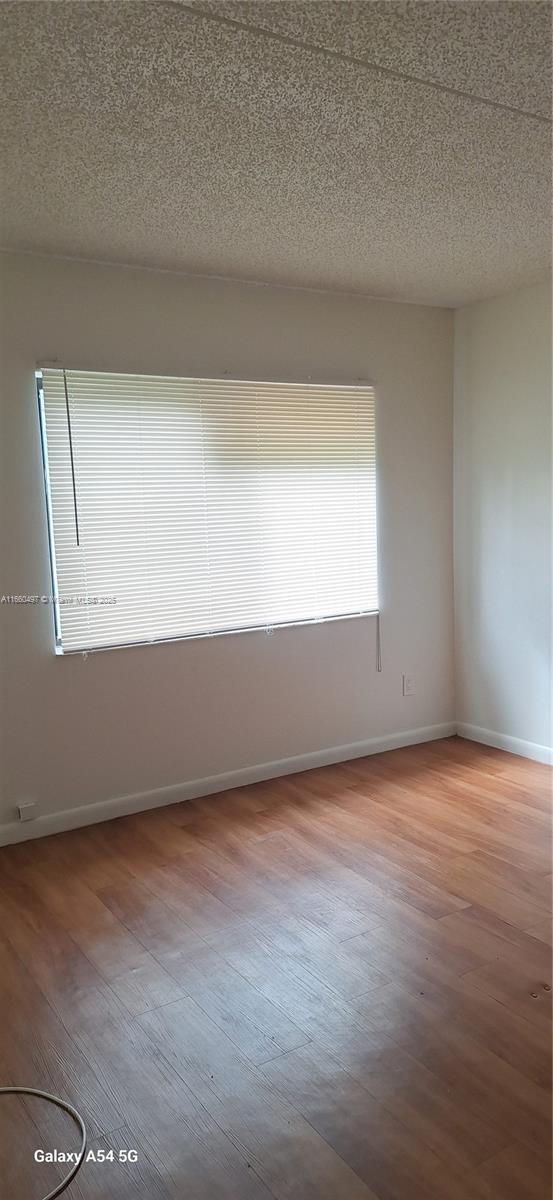 HAMPTON COURT CONDO - Residential Lease