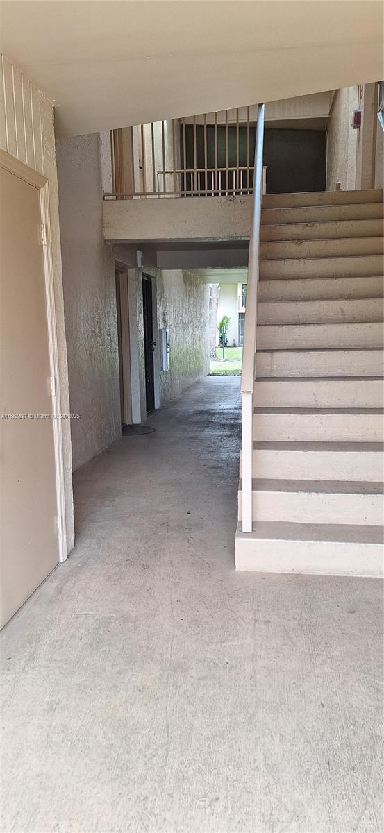HAMPTON COURT CONDO - Residential Lease