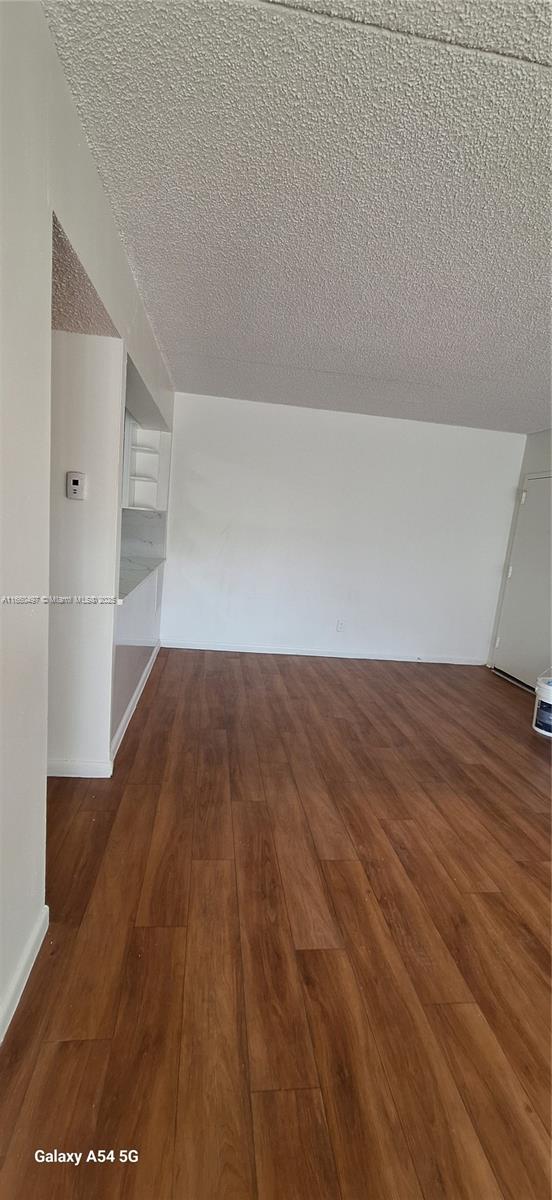 HAMPTON COURT CONDO - Residential Lease