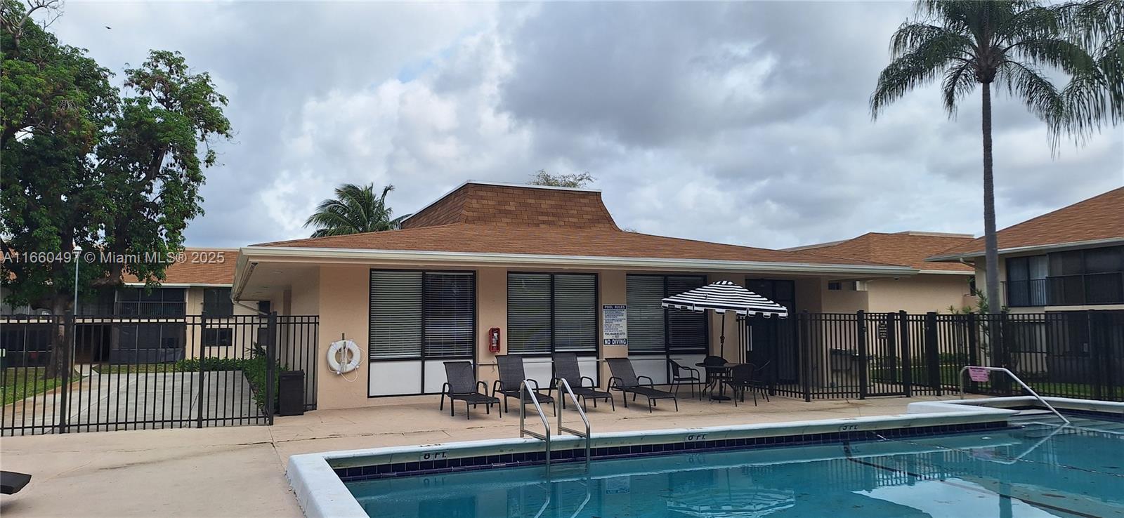 HAMPTON COURT CONDO - Residential Lease