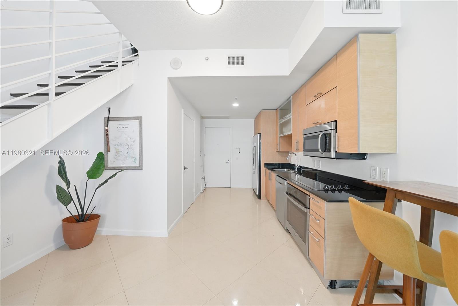 INFINITY AT BRICKELL COND - Residential