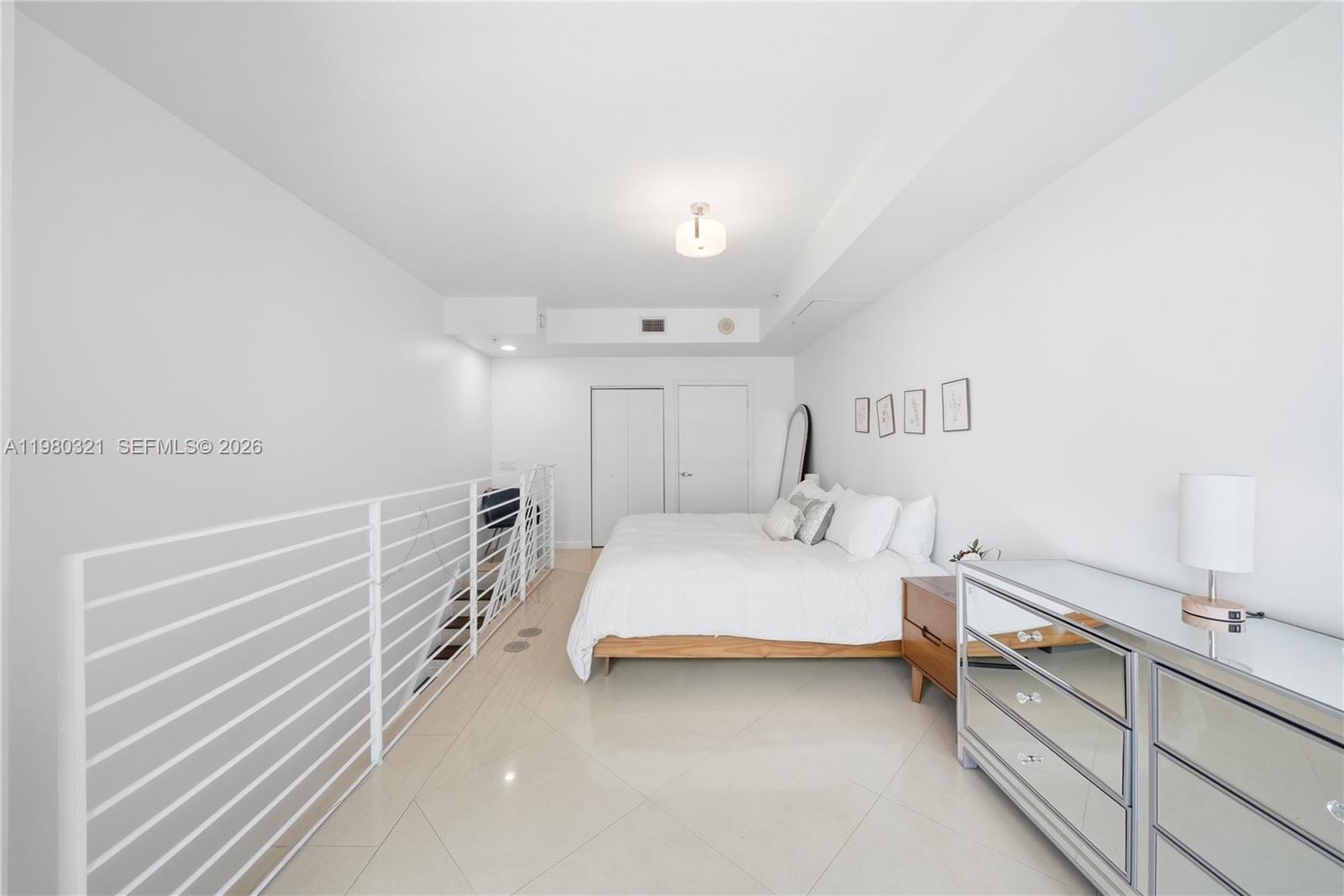 INFINITY AT BRICKELL COND - Residential