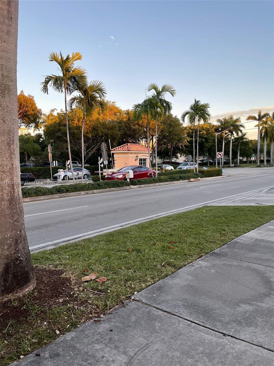 BEACH CLUB VILLAS CONDO - Residential Lease